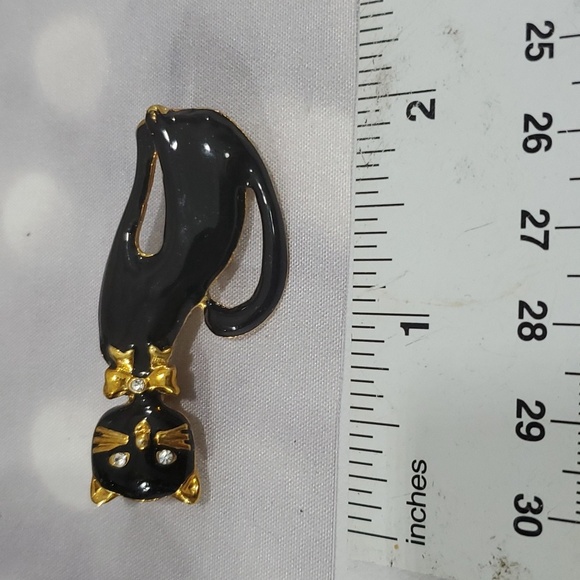 Cat Pin - Picture 6 of 6